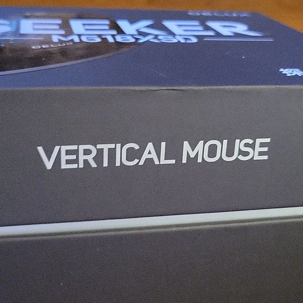 Delux Seeker wireless ergonomic vertical mouse OLED screen BT USB receiver NEW…